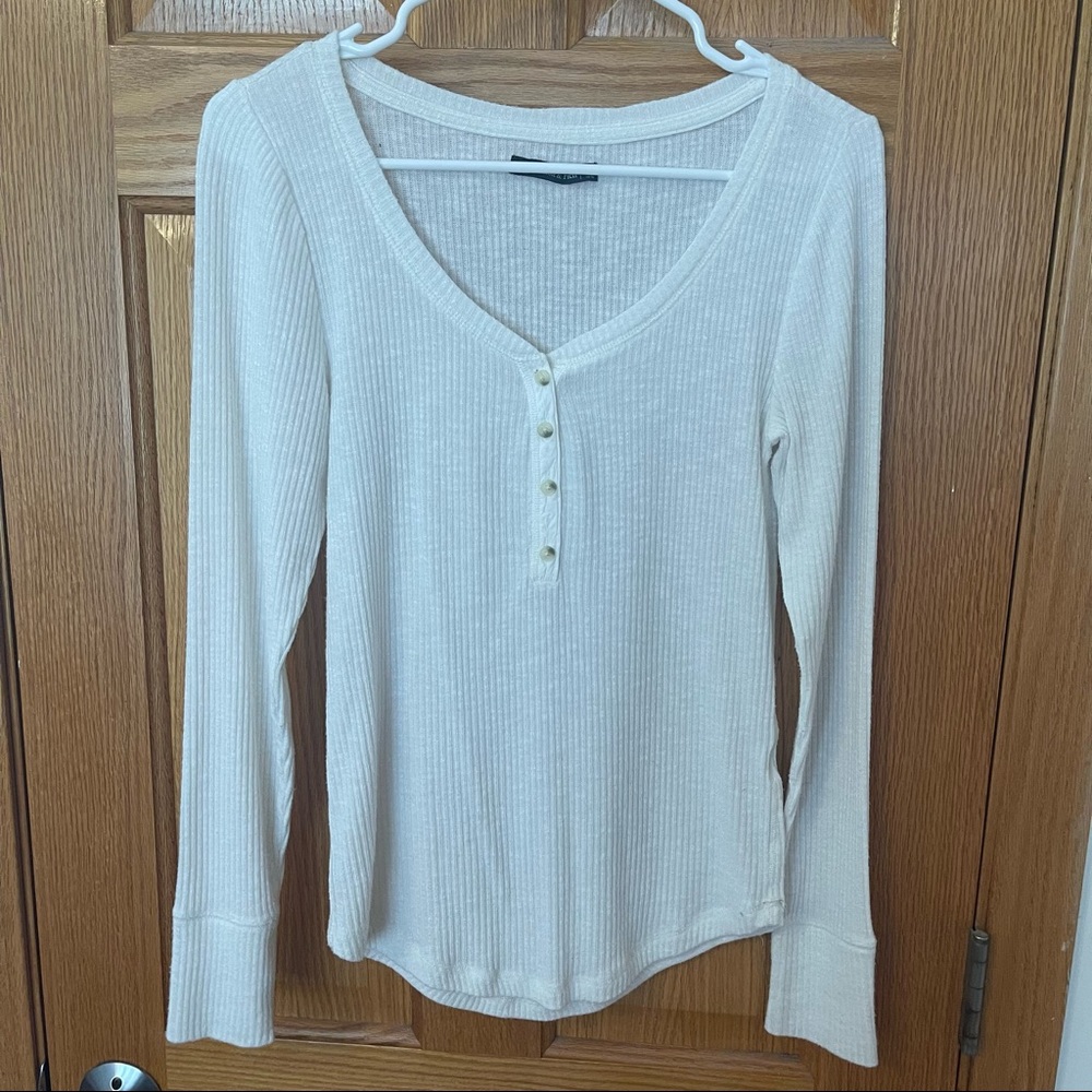 Abercrombie & Fitch - white long sleeve top - size Small